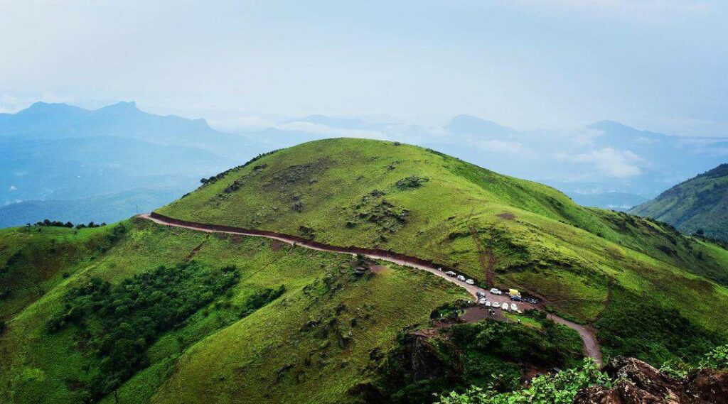 Chikmagalur is located in the foothills of the Mullayanagiri range